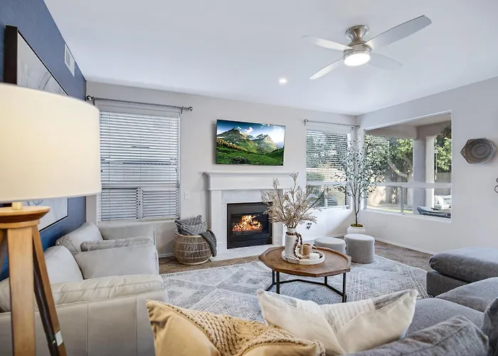 Sweet Escape L Heated Pool L Luxury Living *